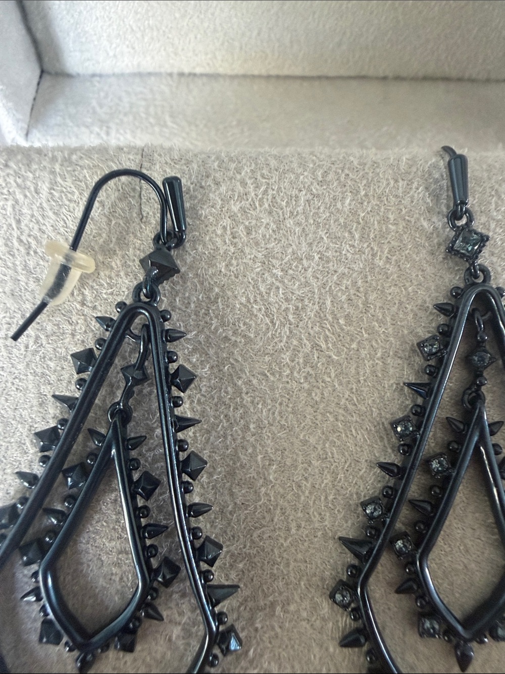 Kendra Scott Black Spike Teardrop Dangle Earrings - Picture 3 of 3